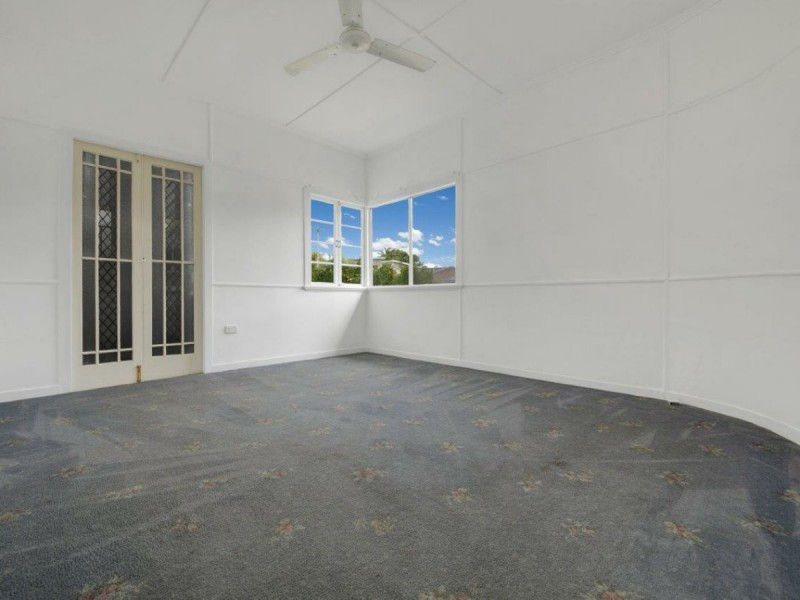 260 Auckland Street, South Gladstone QLD 4680