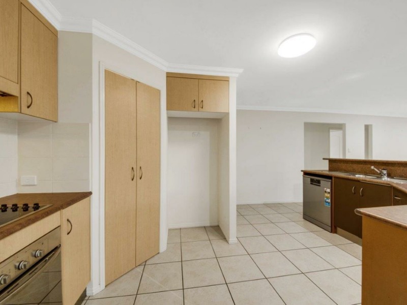 3 Lauren Court, South Gladstone QLD 4680