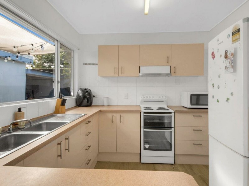 71 Allunga Drive, Glen Eden QLD 4680