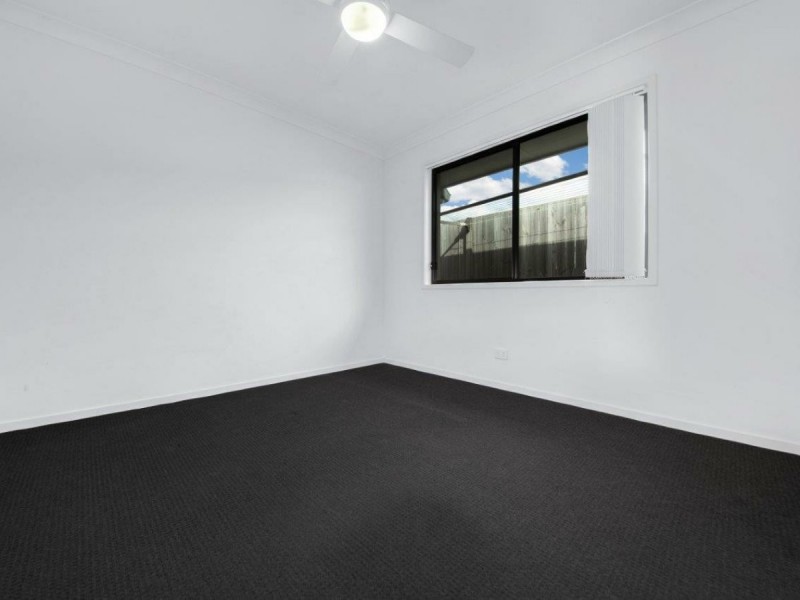 23 Seagull Boulevard, Kirkwood QLD 4680