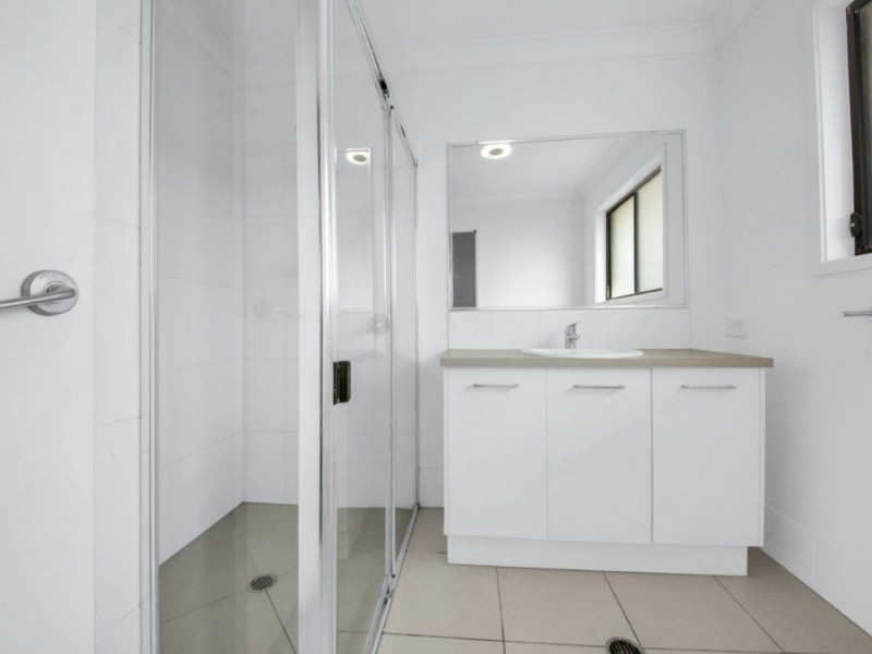 23 Seagull Boulevard, Kirkwood QLD 4680