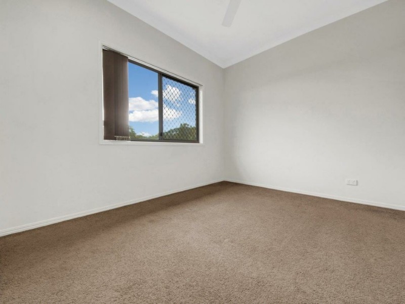 21 Larcom Rise, West Gladstone QLD 4680