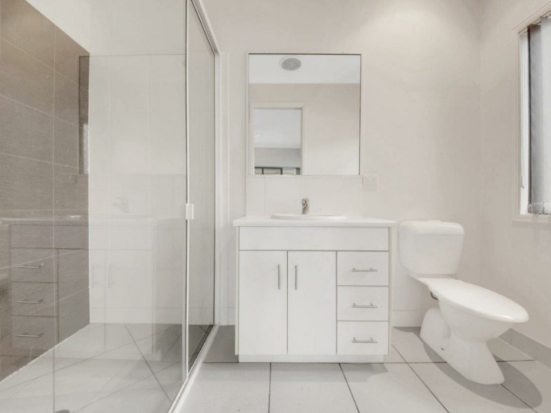 21 Larcom Rise, West Gladstone QLD 4680