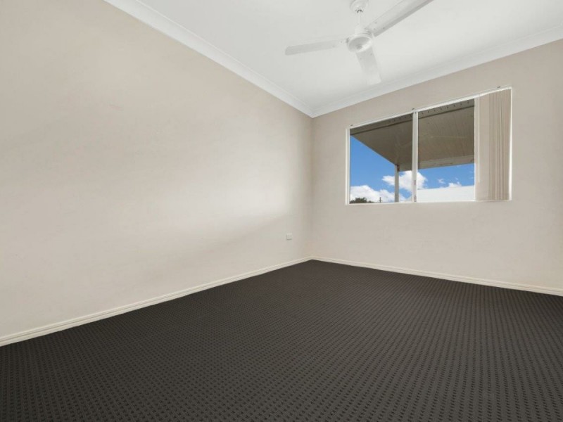 6 Saxonvale Court, New Auckland QLD 4680