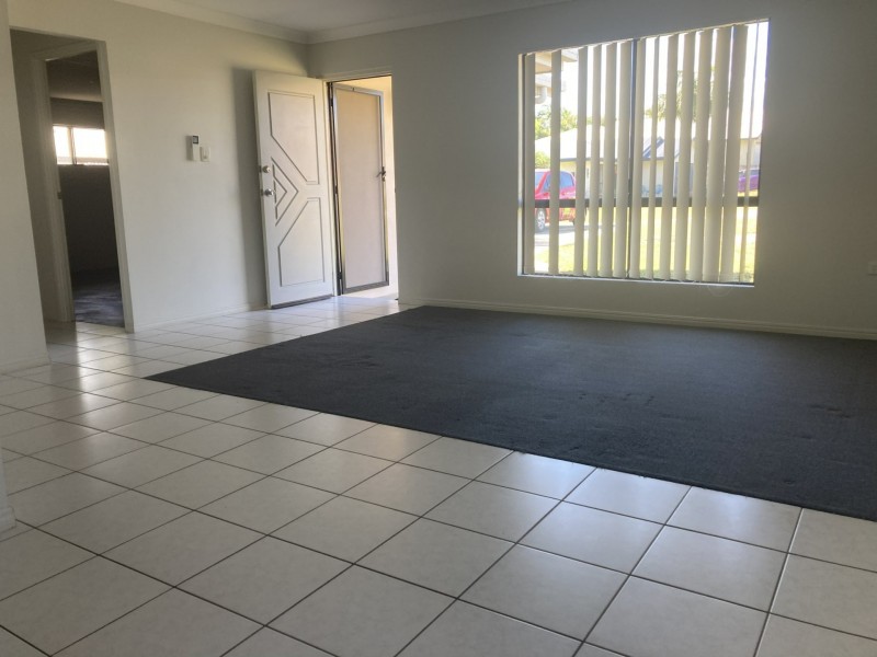 28 Saxonvale Court, New Auckland QLD 4680