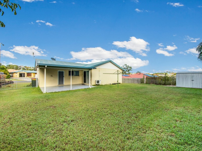 58 Emmadale Drive, New Auckland QLD 4680
