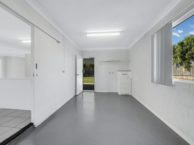 58 Emmadale Drive, New Auckland QLD 4680