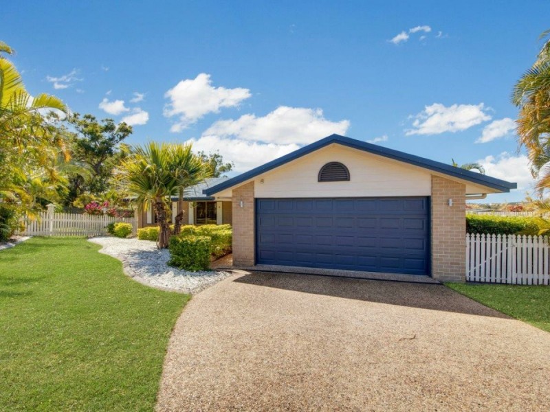 12 Karamea Close, Clinton QLD 4680