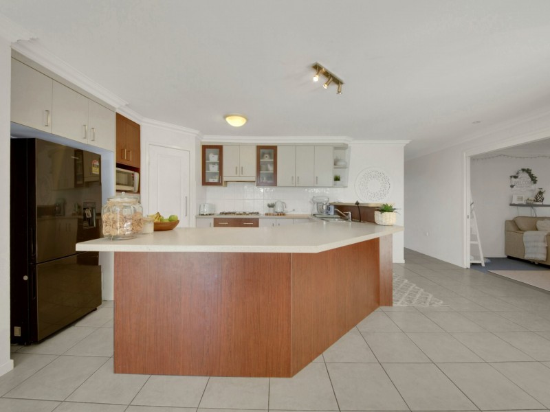 No 114 Dixon Drive, Telina QLD 4680