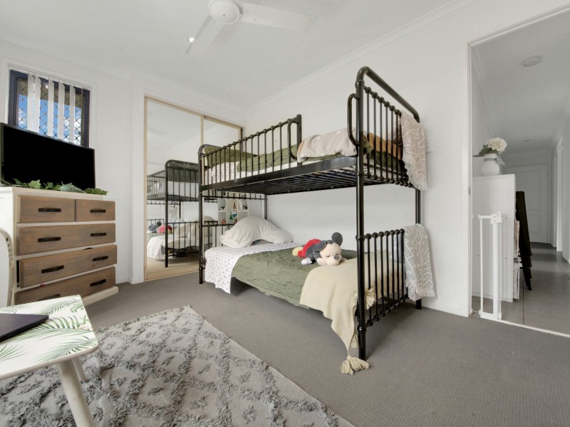 No 114 Dixon Drive, Telina QLD 4680