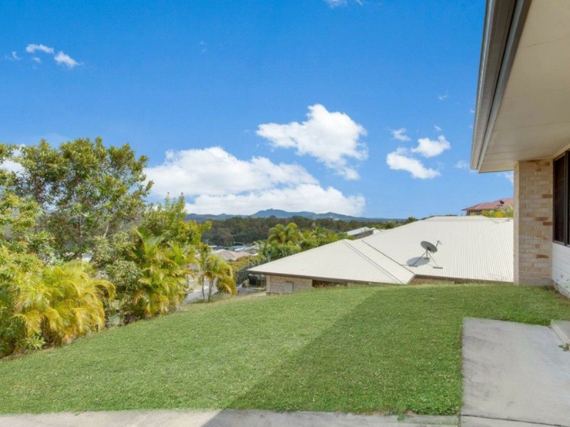 15 Wuruma Court, Clinton QLD 4680