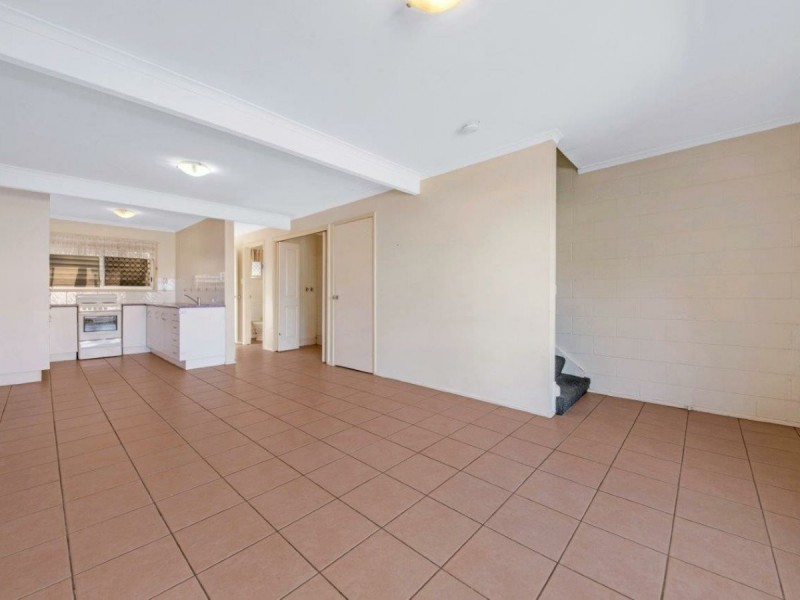Unit 3/76 Ann Street, South Gladstone QLD 4680
