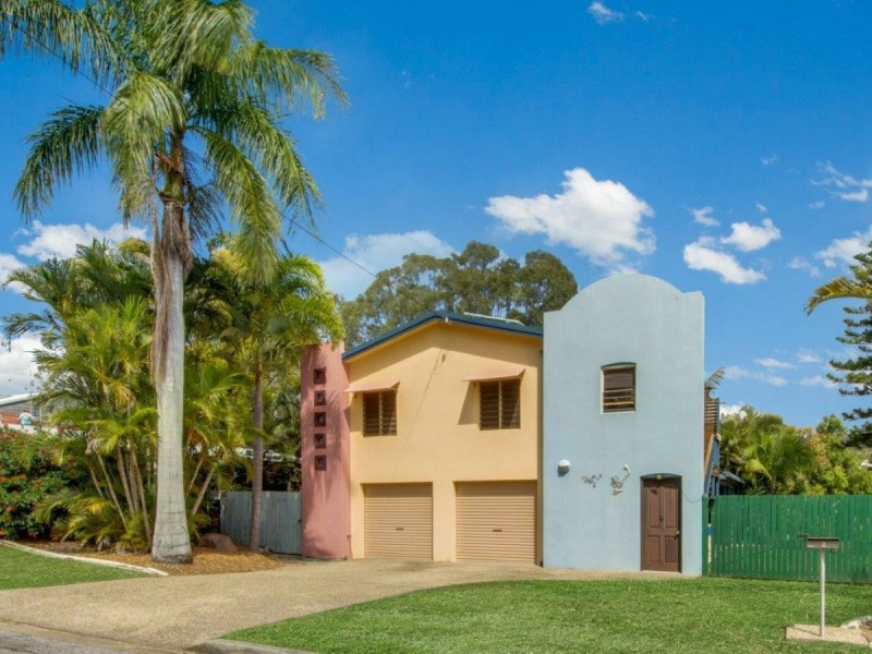 6 Flounder Crescent, Toolooa QLD 4680