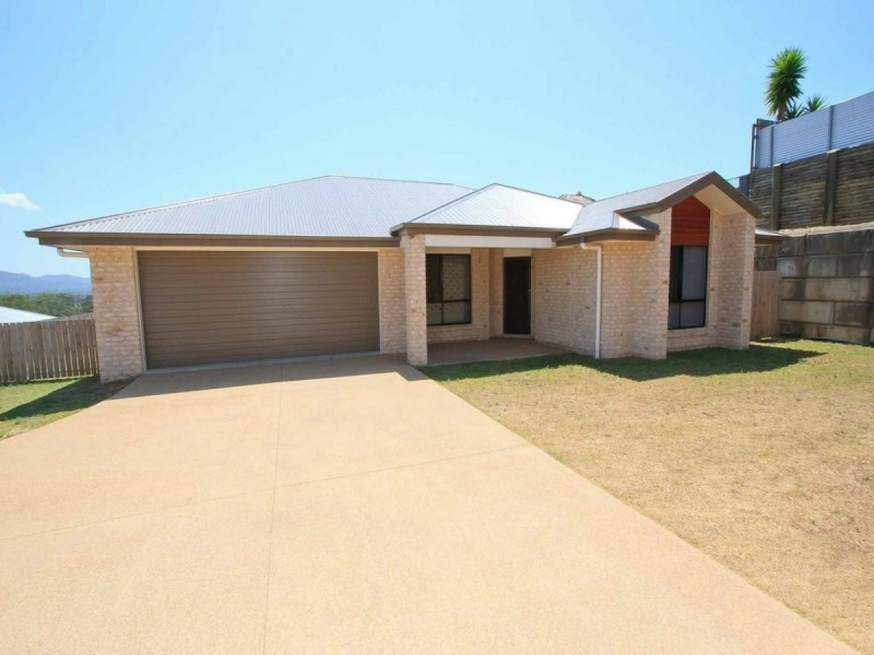 23 Dartmouth Close, Clinton QLD 4680