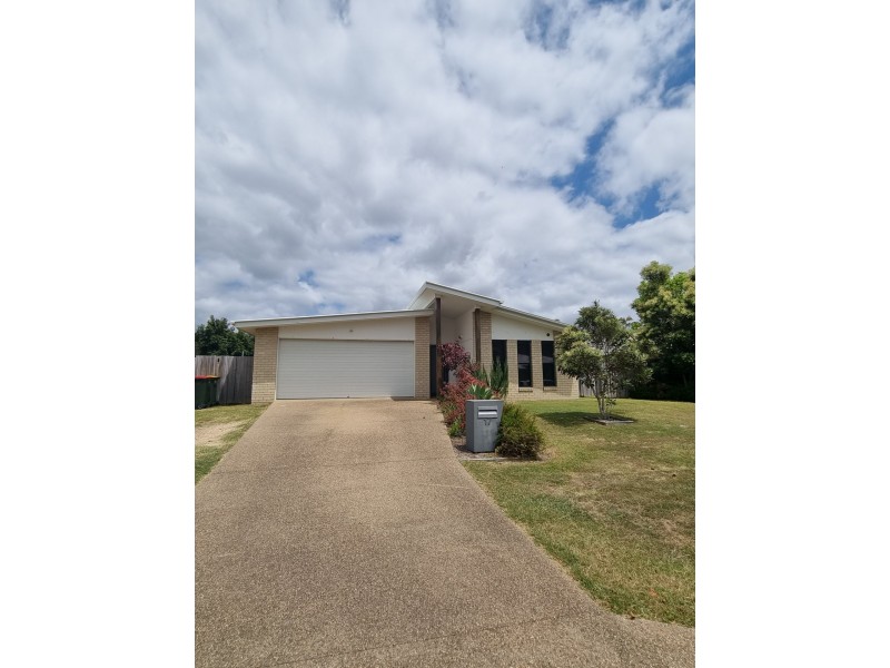 17 Sundew Street, New Auckland QLD 4680