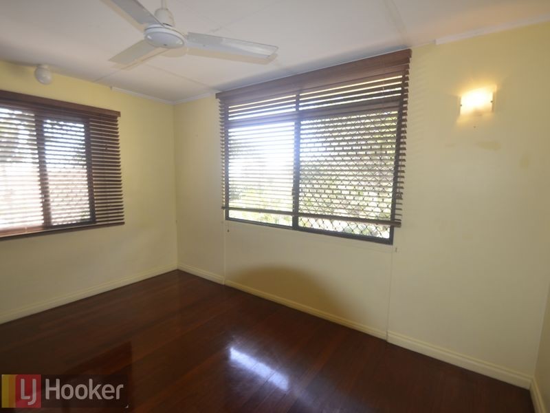 12 Coolongolook Close, West Gladstone QLD 4680