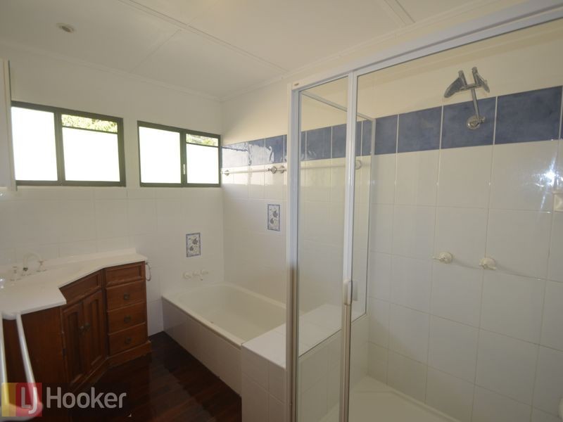 12 Coolongolook Close, West Gladstone QLD 4680