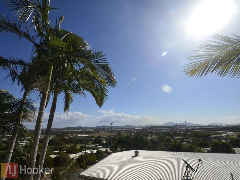 12 Coolongolook Close, West Gladstone QLD 4680