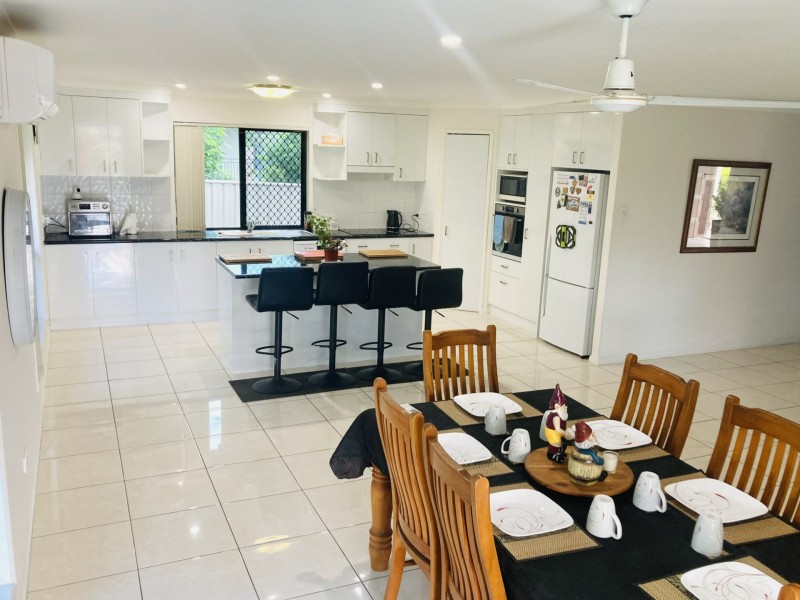 3 Billabong Drive, Glen Eden QLD 4680