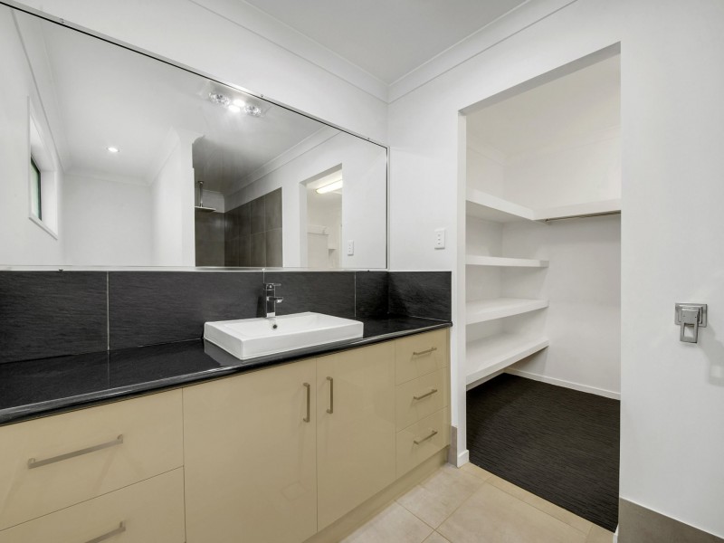 6 Zeus Way, Calliope QLD 4680