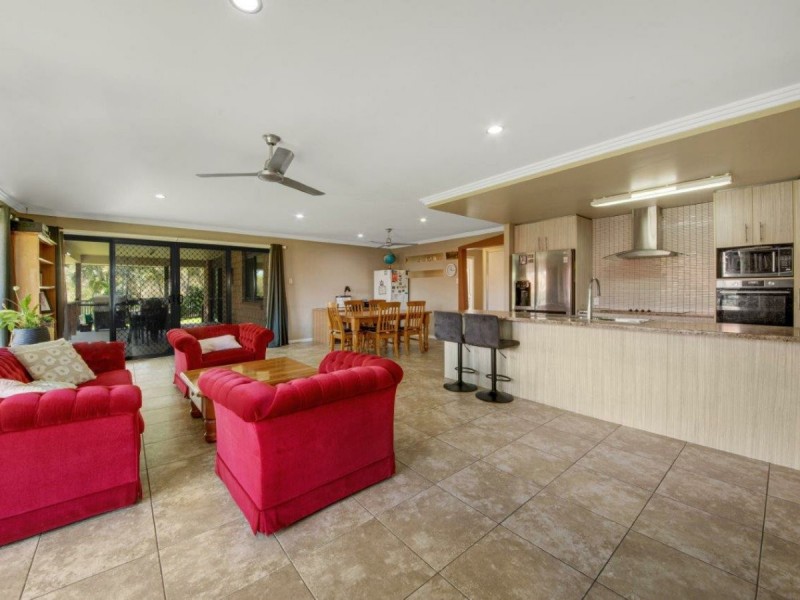 41 Cavella Drive, Glen Eden QLD 4680