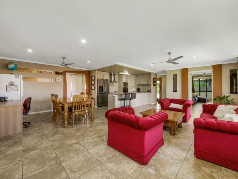 41 Cavella Drive, Glen Eden QLD 4680