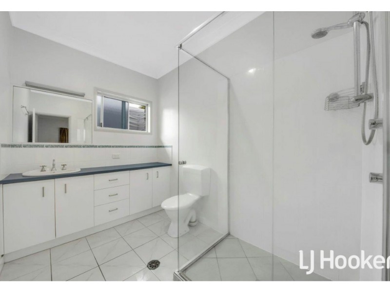 4 Luke Court, Wurdong Heights QLD 4680