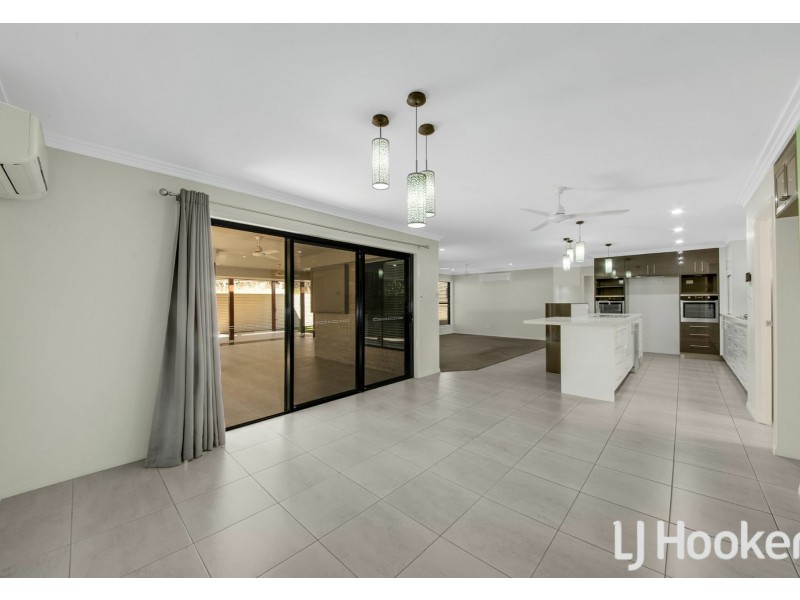 27 Deveney Drive, Kirkwood QLD 4680