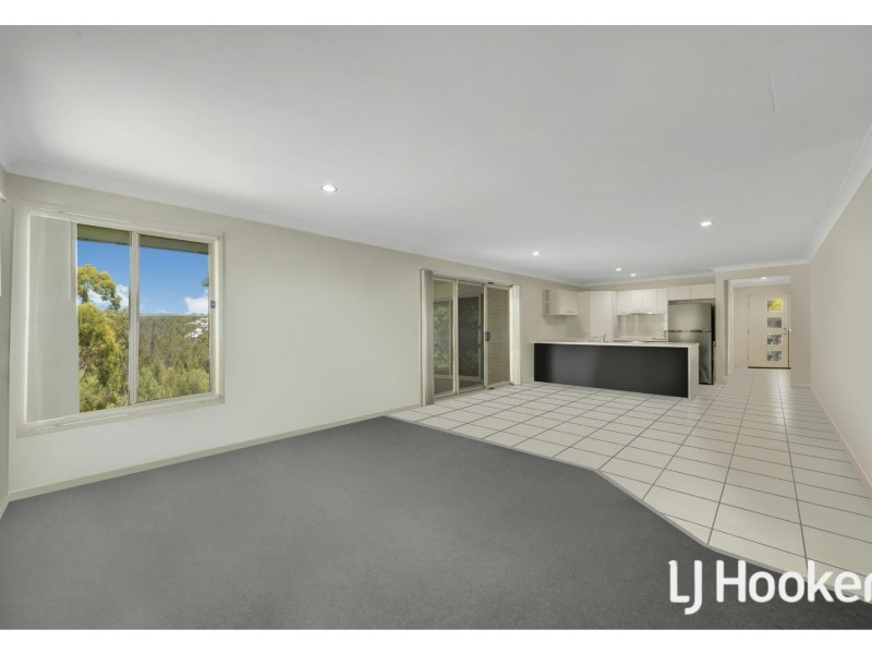 3 Springbrook Terrace, New Auckland QLD 4680