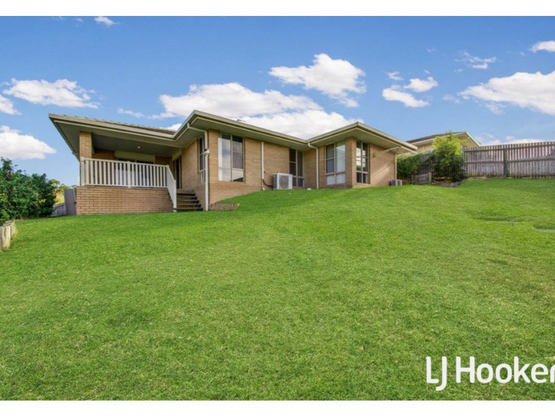 3 Springbrook Terrace, New Auckland QLD 4680