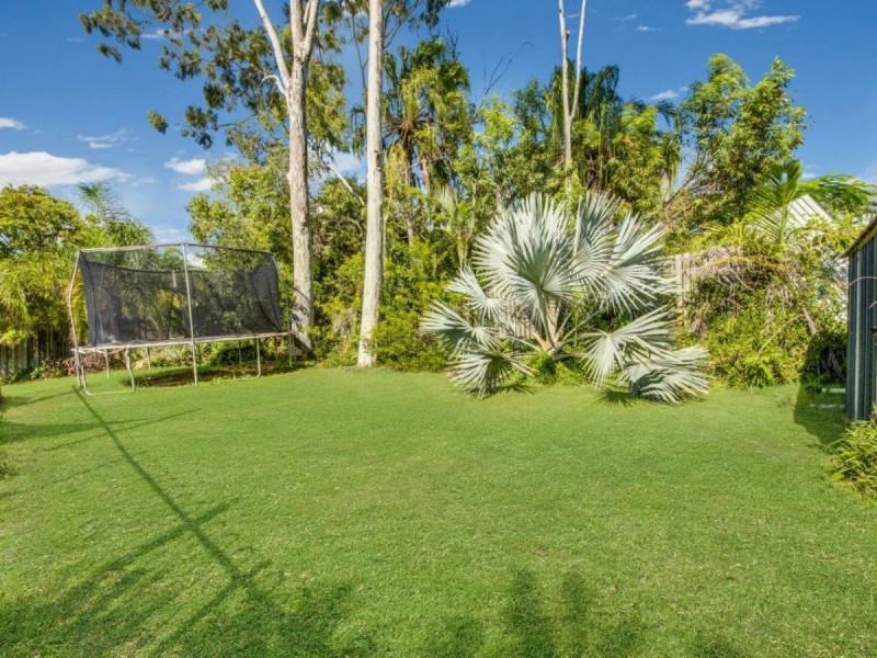 4 Barreenong Street, Glen Eden QLD 4680