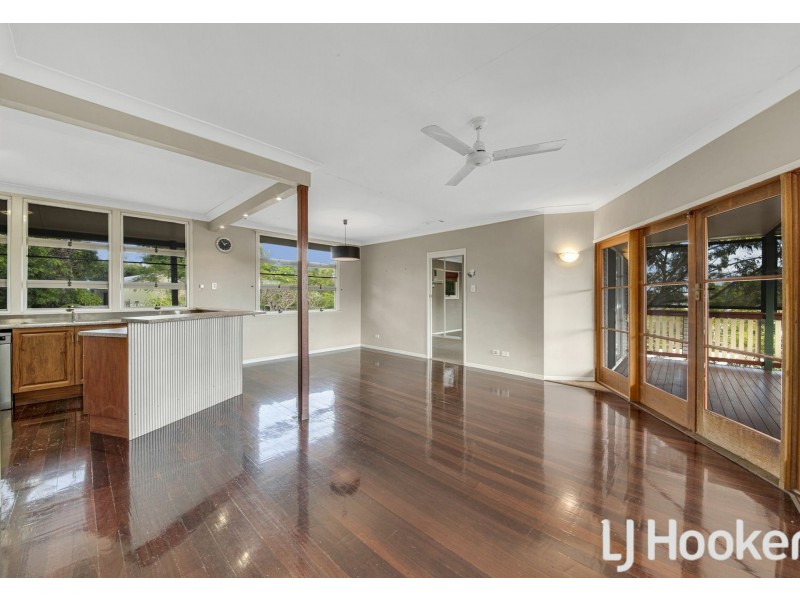 4 Nash Street, West Gladstone QLD 4680