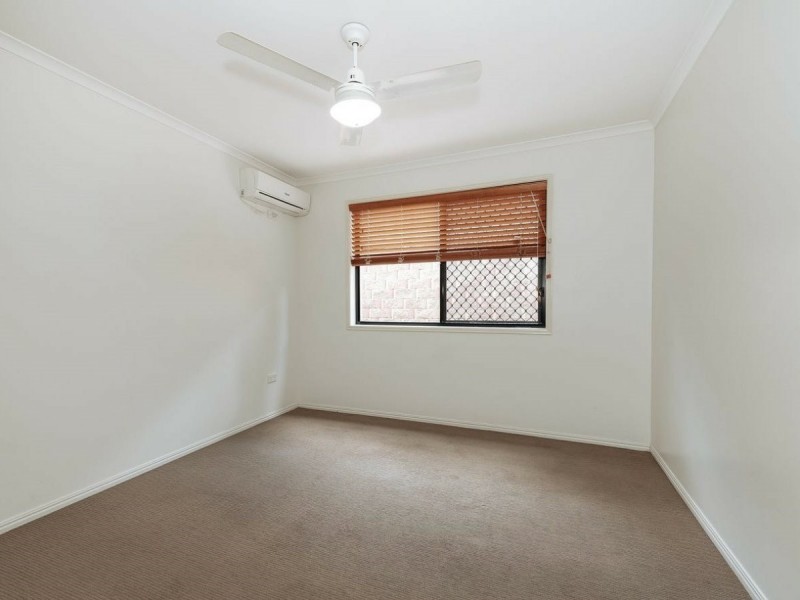 15 Sandringham Close, Telina QLD 4680