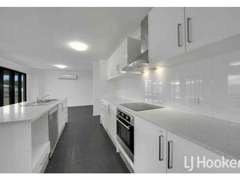 21 Woodland Court, Kirkwood QLD 4680