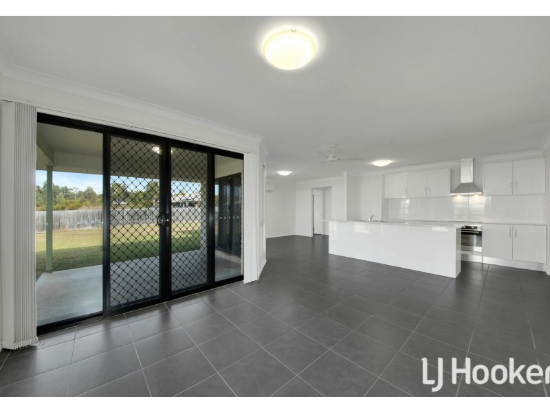 21 Woodland Court, Kirkwood QLD 4680