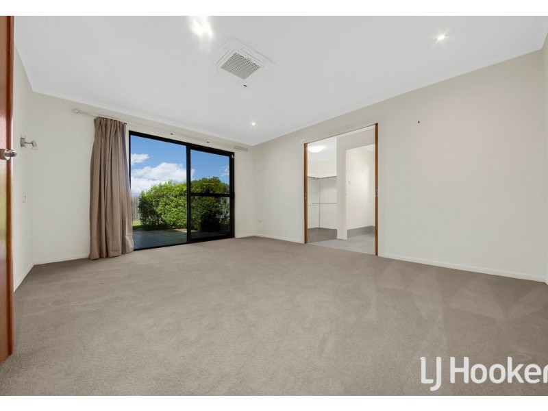 11 Lois Court, New Auckland QLD 4680