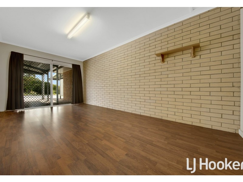 66A Aramac Drive, Clinton QLD 4680