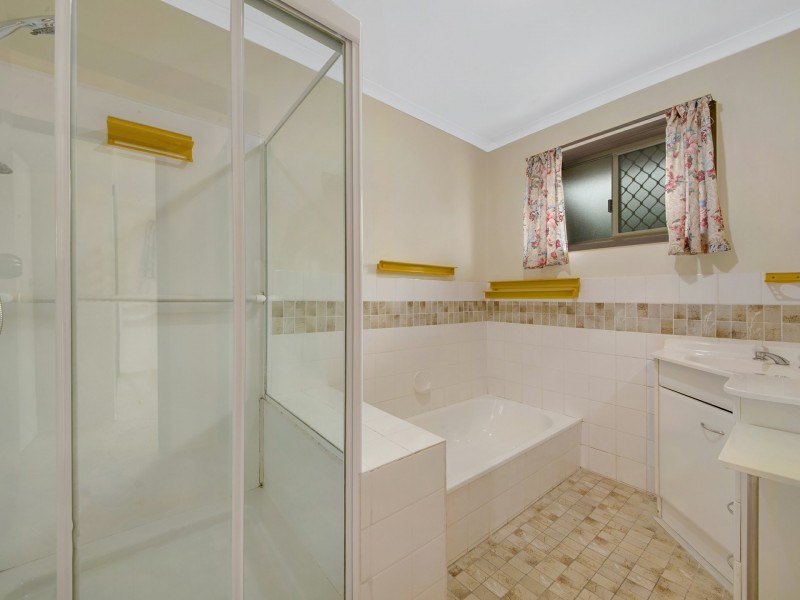 21 Jupiter Street, Telina QLD 4680