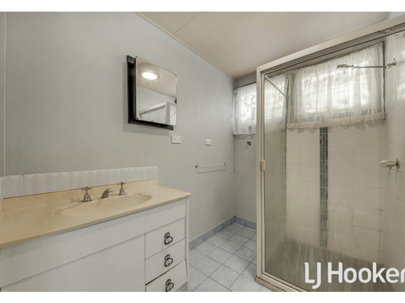 69 Allunga Drive, Glen Eden QLD 4680