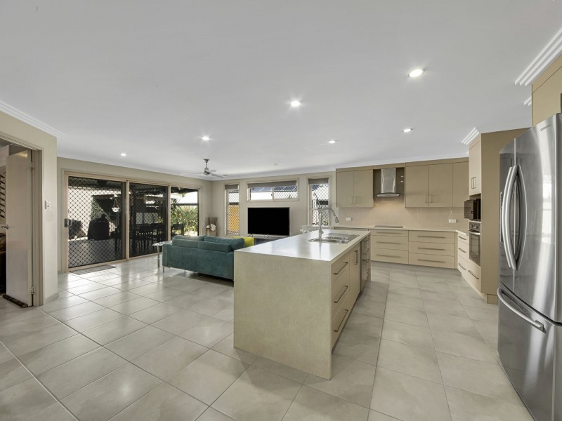 59 Bauhinia Street, Boyne Island QLD 4680