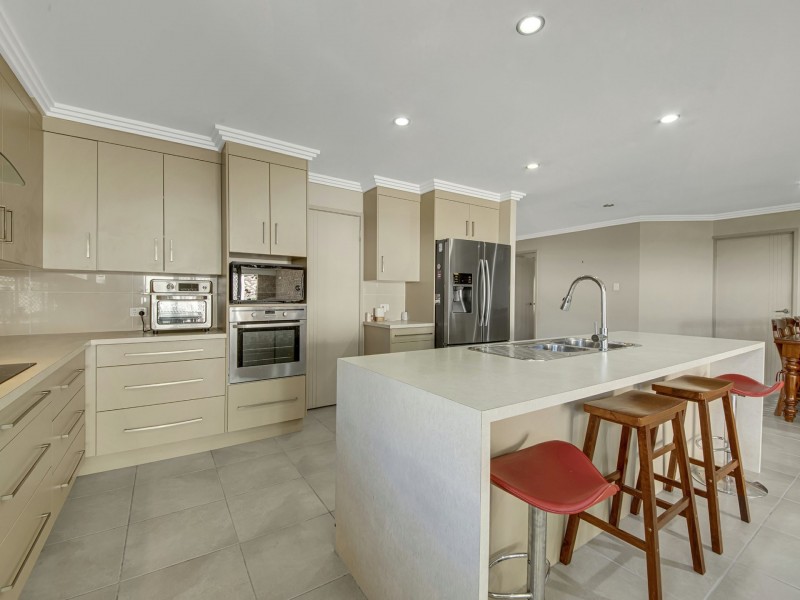 59 Bauhinia Street, Boyne Island QLD 4680