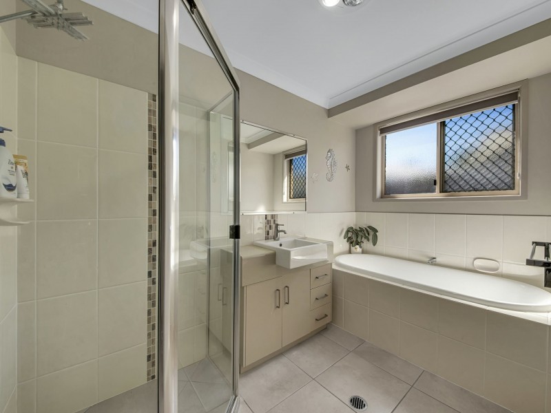 59 Bauhinia Street, Boyne Island QLD 4680