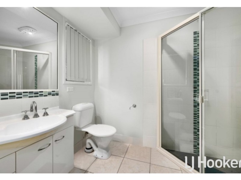 3 Kenneth Court, New Auckland QLD 4680