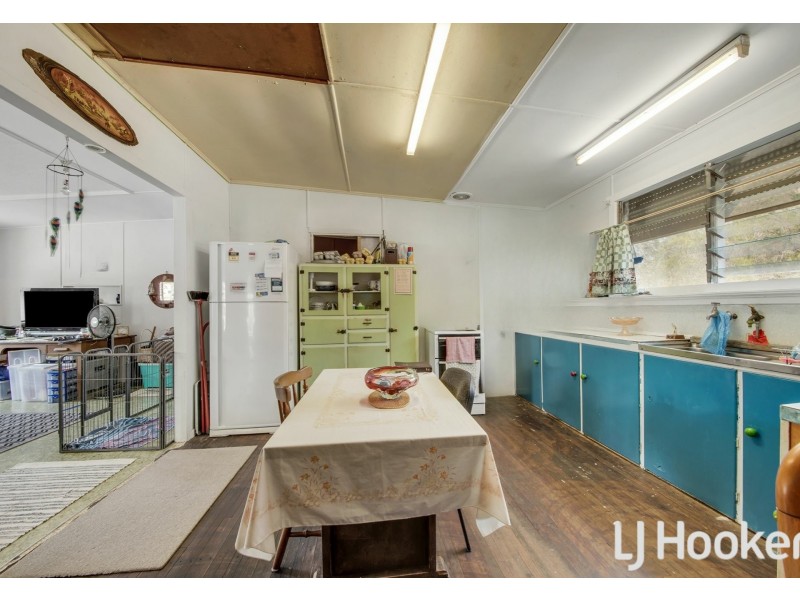 5 Aquarius Ave, River Ranch QLD 4680