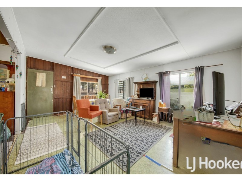 5 Aquarius Ave, River Ranch QLD 4680