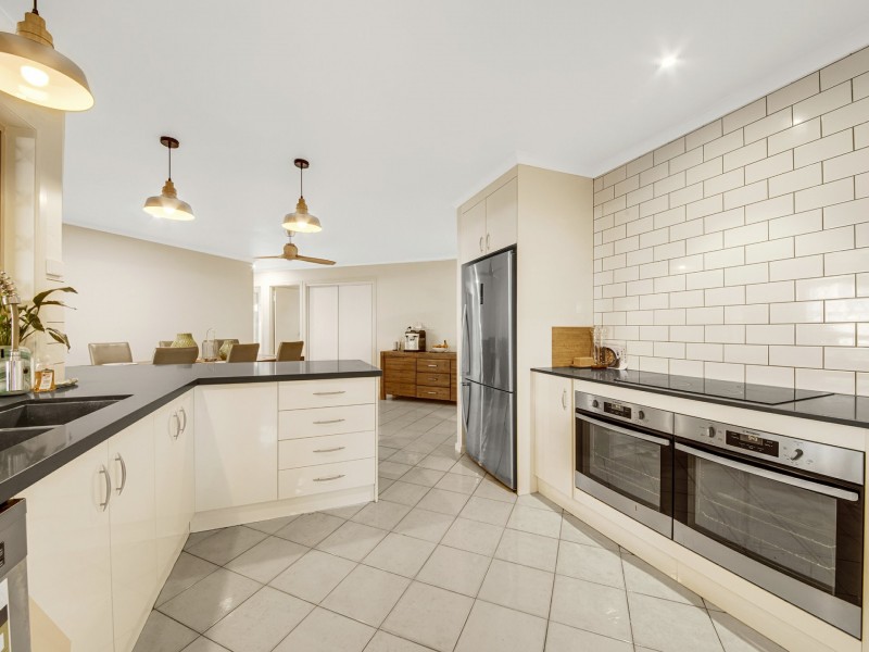 14 Vernon Road, Telina QLD 4680