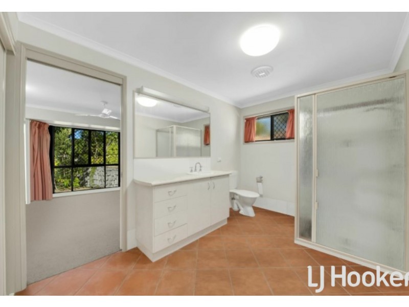 4 Watt Street, West Gladstone QLD 4680