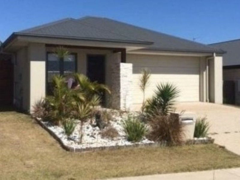 3 Lenthall Street, Boyne Island QLD 4680
