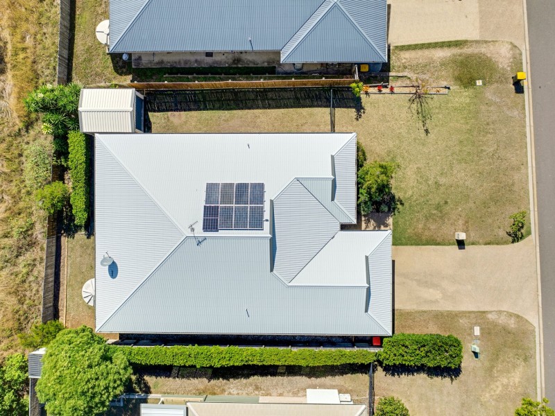 8 Cradle Drive, New Auckland QLD 4680