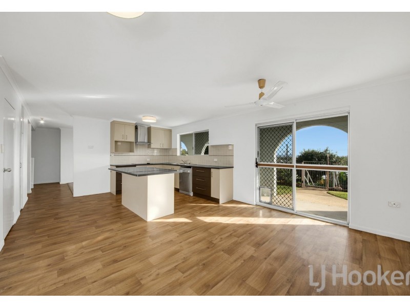 5 Cockatoo Drive, New Auckland QLD 4680